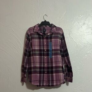 Woman’s boyfriend flannel